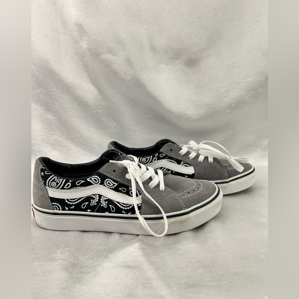 Vans Sk8 Low Paisley Suede Sneakers Size W9.5 - Picture 4 of 15